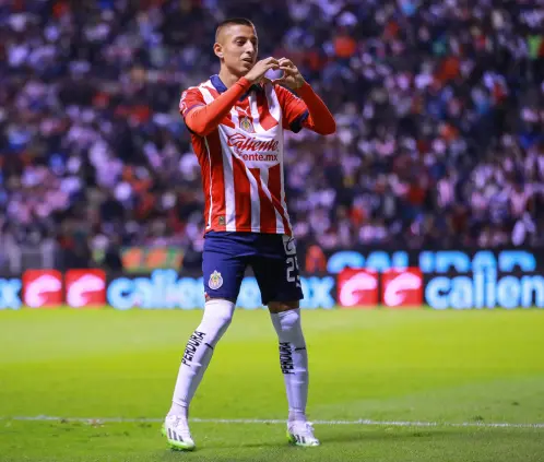 Las Chivas pedirían 10 millones de dólares por Roberto Alvarado. Las Chivas pedirían 10 millones de dólares por Roberto Alvarado.