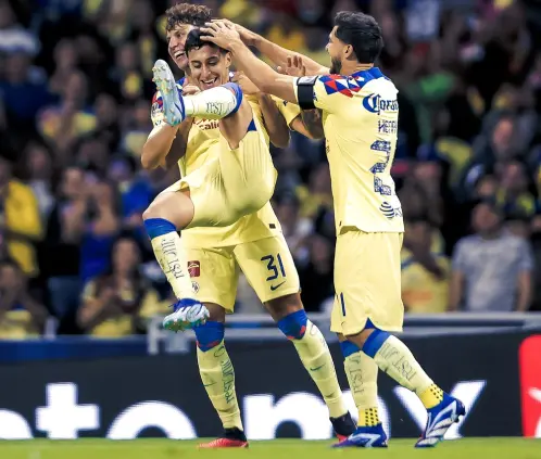 América suma cuatro años sin perder ante Tigres, sumando ocho victorias seguidas ante los felinos. América suma cuatro años sin perder ante Tigres, sumando ocho victorias seguidas ante los felinos.