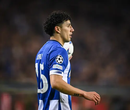 El América busca repatriar a Jorge Sánchez ante su falta de minutos en el Porto. El América busca repatriar a Jorge Sánchez ante su falta de minutos en el Porto.