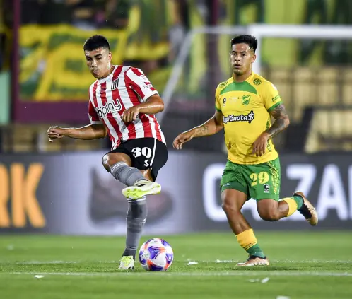 El Corcho Rodríguez llega a Rayados tras pasar por el Estudiantes La Plata.