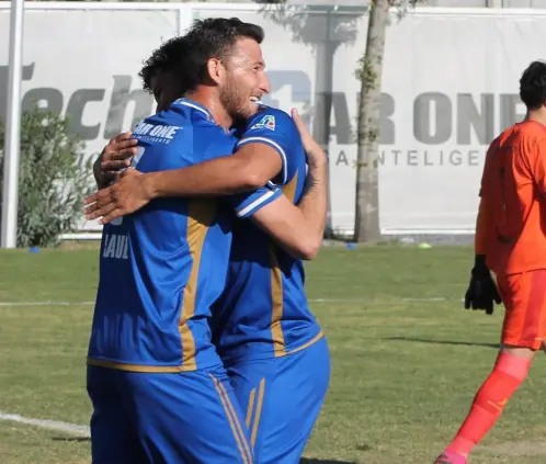 Oziel Mireles y Saúl Ramírez. marcaron para el primer triunfo del Real Apodaca.