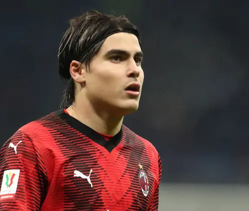Luka Romero se sumará al Almería, en donde será compañero de César Montes y peleará por salvarse del descenso. Luka Romero se sumará al Almería, en donde será compañero de César Montes y peleará por salvarse del descenso.
