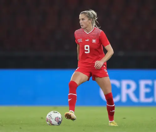 La suiza Ana-Maria Crnogorcevic sería el nuevo interés de Tigres Femenil para el mercado de verano. La suiza Ana-Maria Crnogorcevic sería el nuevo interés de Tigres Femenil para el mercado de verano.