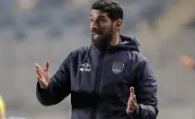Loco Abreu regresa al fútbol mexicano como DT de Dorados