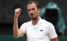 Medvedev elimina a Sinner, número 1 del mundo, en cuartos de final de Wimbledon