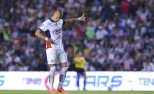 Paco Palencia arremete contra el ataque de Chivas y defiende a Chicharito