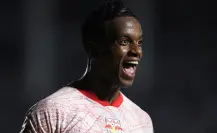 Consulado de México en Guatemala le mete gol a Toluca con Helinho