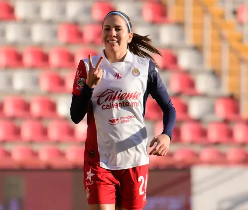https://x.com/ChivasFemenil/