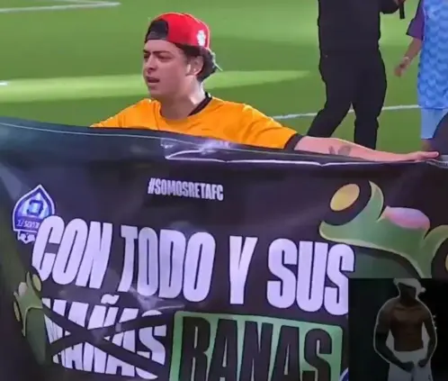 La Peoples League habría prohibido la participación de ex jugadores de la Kings League Américas en su torneo, regla que rompió el Calvos FC. @Dinastia_Kings