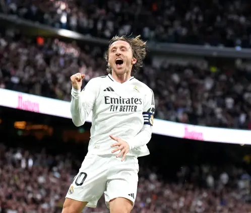 Luka Modric se convirtió en el anotador más veterano en la historia del Real Madrid al marcar con 39 años. Getty Images