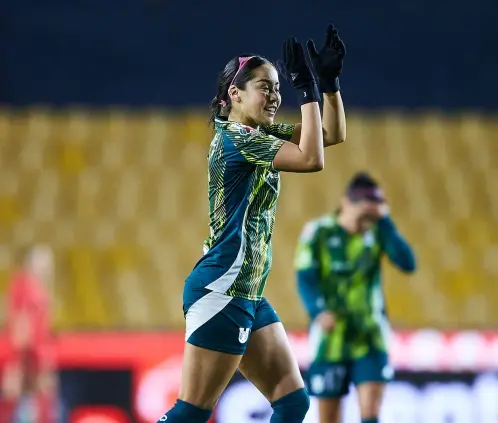 Greta Espinoza se lesionó el peroné con la Selección Mexicana, por lo cual se perdería lo que queda del Clausura 2025. @PostaDeportes