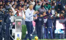 Óscar García Junyent entrenador de Chivas fue hospitalizado