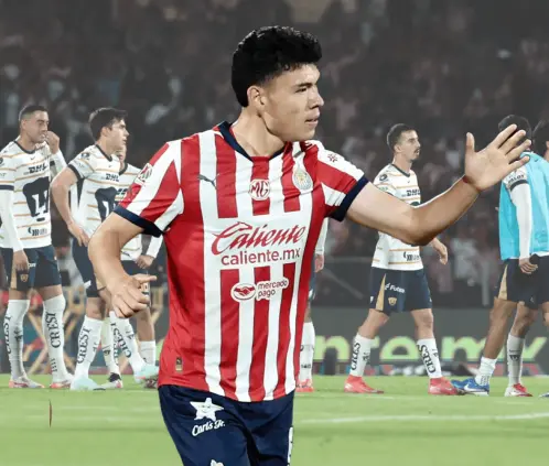 Chivas revive en el Olímpico Universitario sin Óscar García