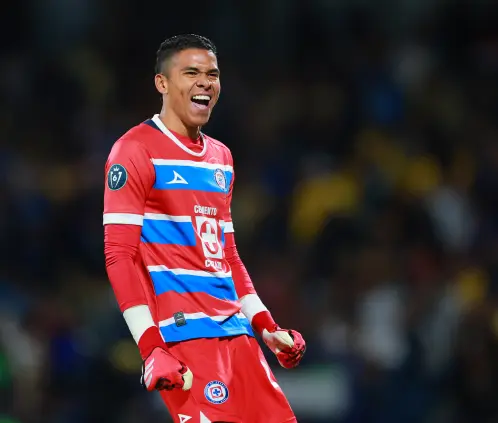 El Manchester United estaría dispuesto a pagar 15 millones de dólares por Kevin Mier, actual arquero del Cruz Azul. Getty Images El Manchester United estaría dispuesto a pagar 15 millones de dólares por Kevin Mier, actual arquero del Cruz Azul. Getty Images