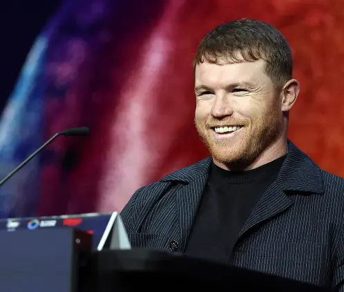 El Canelo Álvarez anunció que será padre por quinta vez. Getty Images El Canelo Álvarez anunció que será padre por quinta vez. Getty Images
