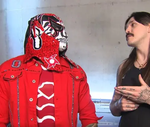 Penta y Dominik Mysterio podrían protagonizar un máscara contra cabellera en Backlash 2025. @NetflixLAT Penta y Dominik Mysterio podrían protagonizar un máscara contra cabellera en Backlash 2025. @NetflixLAT