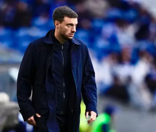El Porto habría descartado el despido de Martín Anselmi, debido al alto costo de su rescisión de contrato. @FCPorto El Porto habría descartado el despido de Martín Anselmi, debido al alto costo de su rescisión de contrato. @FCPorto