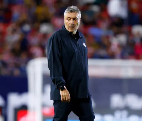Domènec Torrent se va del Atlético de San Luis (Photo by Leopoldo Smith/Getty Images) Domènec Torrent se va del Atlético de San Luis (Photo by Leopoldo Smith/Getty Images)