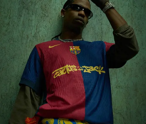 El rapero Travis Scott presentará su logo en la camiseta del Barcelona, y dará un show especial antes de El Clásico contra el Real Madrid. @FCBarcelona_es El rapero Travis Scott presentará su logo en la camiseta del Barcelona, y dará un show especial antes de El Clásico contra el Real Madrid. @FCBarcelona_es