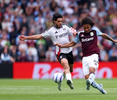 Raúl Jiménez jugó 90 minutos en la derrota del Fulham por 1-0 ante el Aston Villa. Getty Images Raúl Jiménez jugó 90 minutos en la derrota del Fulham por 1-0 ante el Aston Villa. Getty Images