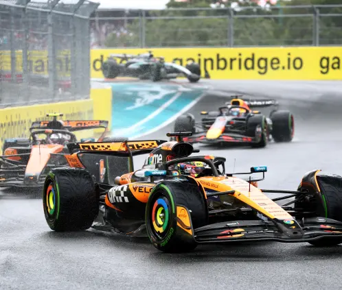 Lando Norris de McLaren se llevó el triunfo en la carrera Sprint del Gran Premio de Miami. Getty Images Lando Norris de McLaren se llevó el triunfo en la carrera Sprint del Gran Premio de Miami. Getty Images