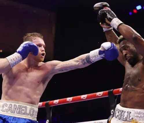 Canelo debuta con el pie derecho en un encordado fuera de México o Estados Unidos (Getty Images) Canelo debuta con el pie derecho en un encordado fuera de México o Estados Unidos (Getty Images)
