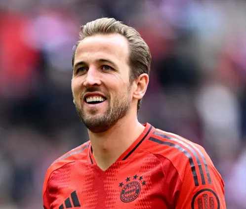 Harry Kane ganó su primer título como futbolista tras 14 años de carrera y siete subcampeonatos. @HKane Harry Kane ganó su primer título como futbolista tras 14 años de carrera y siete subcampeonatos. @HKane