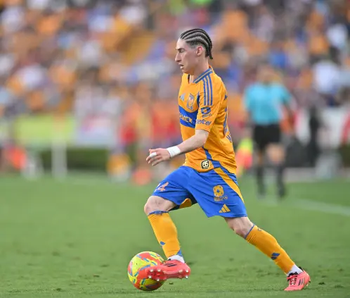 Las Chivas estarían interesadas en firmar a Marcelo Flores para el Apertura 2025. Getty Images Las Chivas estarían interesadas en firmar a Marcelo Flores para el Apertura 2025. Getty Images