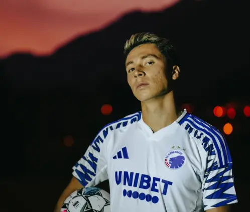 West Ham, Borussia Dortmud y Olympique de Marsella se han mostrado interesados en firmar al defensa mexicano Rodrigo Huescas. @FCKobenhavn West Ham, Borussia Dortmud y Olympique de Marsella se han mostrado interesados en firmar al defensa mexicano Rodrigo Huescas. @FCKobenhavn