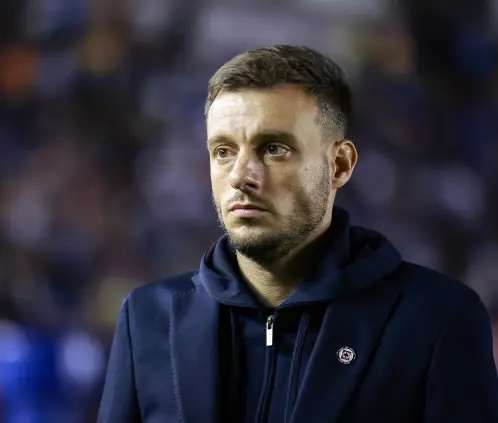 Martín Anselmi explota contra Cruz Azul: “Dejen de mentirle a la gente” (Photo by Manuel Velasquez/Getty Images) Martín Anselmi explota contra Cruz Azul: “Dejen de mentirle a la gente” (Photo by Manuel Velasquez/Getty Images)