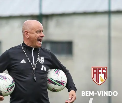 José Mota dirigirá al AVS de Memo Ochoa en el cierre de temporada en Portugal, con la misión de salvarse del descenso. @afs_viladasaves José Mota dirigirá al AVS de Memo Ochoa en el cierre de temporada en Portugal, con la misión de salvarse del descenso. @afs_viladasaves