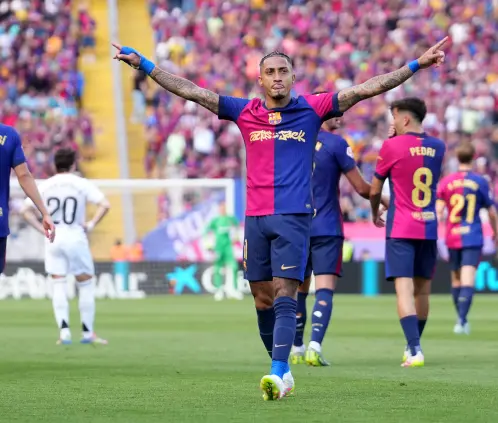 El Barcelona consolidó el liderato de La Liga al vencer al Real Madrid. Getty Images El Barcelona consolidó el liderato de La Liga al vencer al Real Madrid. Getty Images