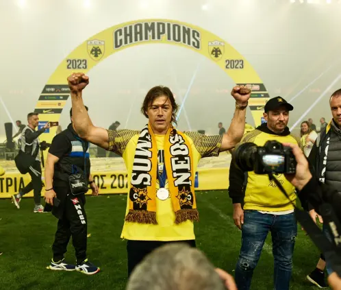 Matías Almeyda deja el AEK Atenas y enciende rumores (peladoalmeyda X) Matías Almeyda deja el AEK Atenas y enciende rumores (peladoalmeyda X)