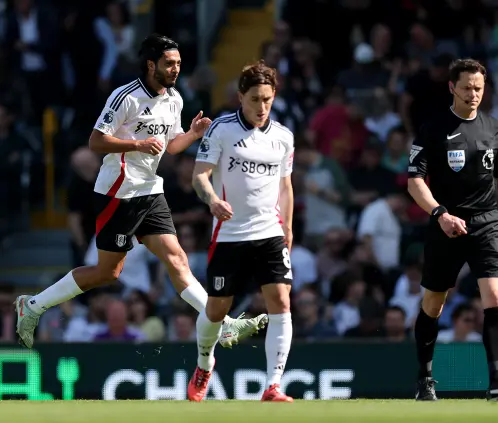 El Fulham confirmó que extendieron el contrato de Raúl Jiménez por una temporada más. Getty Images El Fulham confirmó que extendieron el contrato de Raúl Jiménez por una temporada más. Getty Images
