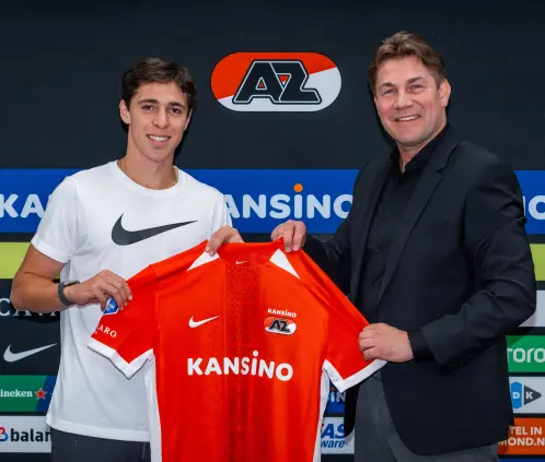 Mateo Chávez firmó con el AZ Alkmaar hasta 2030, Chivas recibió dos millones de euros por este traspaso. @AZAlkmaar Mateo Chávez firmó con el AZ Alkmaar hasta 2030, Chivas recibió dos millones de euros por este traspaso. @AZAlkmaar