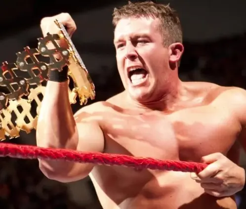 Ted DiBiase Jr., ex luchador de la WWE, puede ser enviado a prisión por 45 años al ser acusado de fraude con fondos federales de los Estados Unidos. @WWE Ted DiBiase Jr., ex luchador de la WWE, puede ser enviado a prisión por 45 años al ser acusado de fraude con fondos federales de los Estados Unidos. @WWE