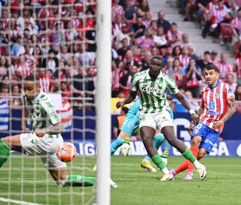 Ángel Correa hizo el 4-1 para el Atlético de Madrid, en lo que habría sido su despedida del Metropolitano. Getty Images Ángel Correa hizo el 4-1 para el Atlético de Madrid, en lo que habría sido su despedida del Metropolitano. Getty Images