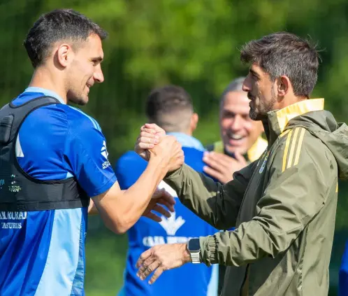 Veljko Paunovic marcha invicto al mando del Real Oviedo, y aspira a conseguir el ascenso a La Liga. @RealOviedo Veljko Paunovic marcha invicto al mando del Real Oviedo, y aspira a conseguir el ascenso a La Liga. @RealOviedo