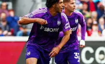 Raúl Jiménez vuelve a marcar con el Fulham en el Derbi del Oeste de Londres