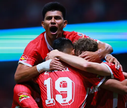 El triunfo de Toluca sobre Tigres garantizó que TUDN tenga en exclusiva los dos juegos de la Final del Clausura 2025. Getty Images El triunfo de Toluca sobre Tigres garantizó que TUDN tenga en exclusiva los dos juegos de la Final del Clausura 2025. Getty Images