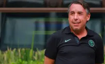 Emilio Azcárraga alentando al América en la Ciudad de los Deportes 