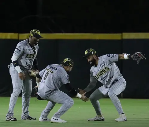 Los Leones arrasaron en la serie contra los Tigres. @leonesdeyucatan Los Leones arrasaron en la serie contra los Tigres. @leonesdeyucatan