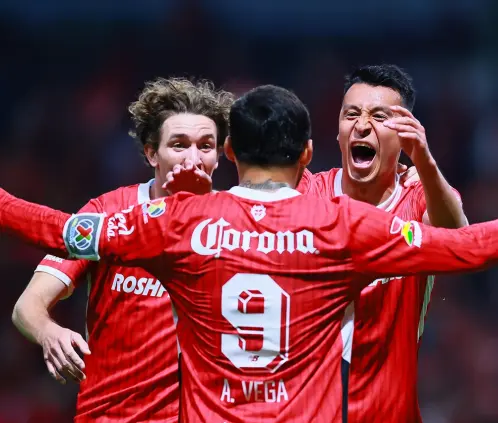 La cábala del Toluca para romper la maldición del súper líder en Liga MX (Photo by Manuel Velasquez/Getty Images) La cábala del Toluca para romper la maldición del súper líder en Liga MX (Photo by Manuel Velasquez/Getty Images)
