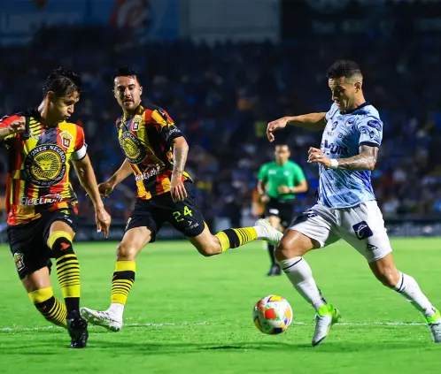 La Federación Mexicana de Futbol suspendió la entrega de los 20 millones de pesos a los 10 clubes que de la Liga de Expansión que los demandaron ante el TAS. @LigaMXExpansion La Federación Mexicana de Futbol suspendió la entrega de los 20 millones de pesos a los 10 clubes que de la Liga de Expansión que los demandaron ante el TAS. @LigaMXExpansion