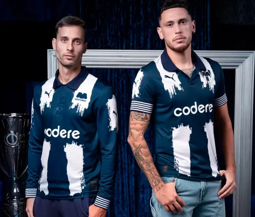 Jorge Lankenau Jr, ex Presidente de Rayados, señaló que los nuevos jerseys del Monterrey emulan los fabricados por su empresa Aba Sport en los años 90. @Rayados