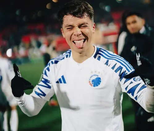 Rodrigo Huescas se proclamó campeón de la Superliga Danesa en su primera temporada con el FC Copenhague. @FCKobenhavn Rodrigo Huescas se proclamó campeón de la Superliga Danesa en su primera temporada con el FC Copenhague. @FCKobenhavn