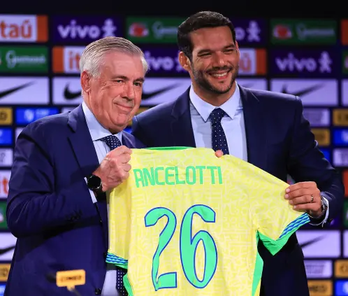 Ancelotti sacude a Brasil: sin Neymar, con Vinícius y Casemiro (Photo by Buda Mendes/Getty Images) Ancelotti sacude a Brasil: sin Neymar, con Vinícius y Casemiro (Photo by Buda Mendes/Getty Images)