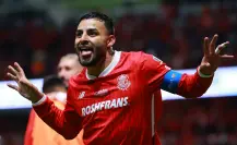 Alexis Vega, Canelo Angulo y Pollo Briseño son campeones tras abandonar a las Chivas
