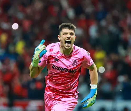 Tiago Volpi también pudo consagrarse campeón del Clausura 2025, pese a que dejó al Toluca hace cuatro meses. Getty Images Tiago Volpi también pudo consagrarse campeón del Clausura 2025, pese a que dejó al Toluca hace cuatro meses. Getty Images