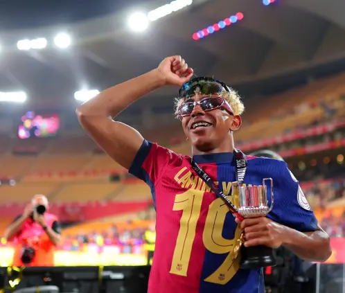 Barcelona blinda a Lamine Yamal hasta 2031 (Photo by Fran Santiago/Getty Images) Barcelona blinda a Lamine Yamal hasta 2031 (Photo by Fran Santiago/Getty Images)